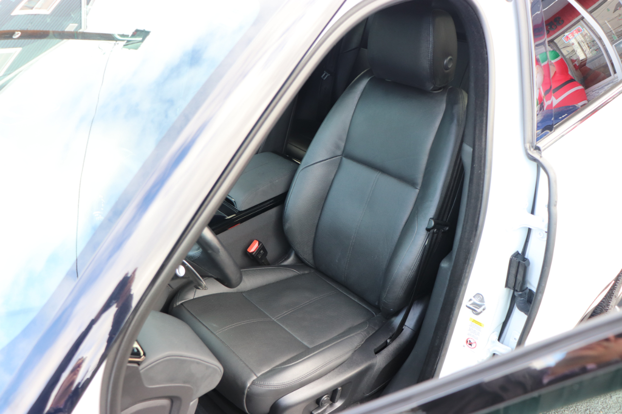 Land Rover Range Rover Velar P250 Dynamic SE 2025