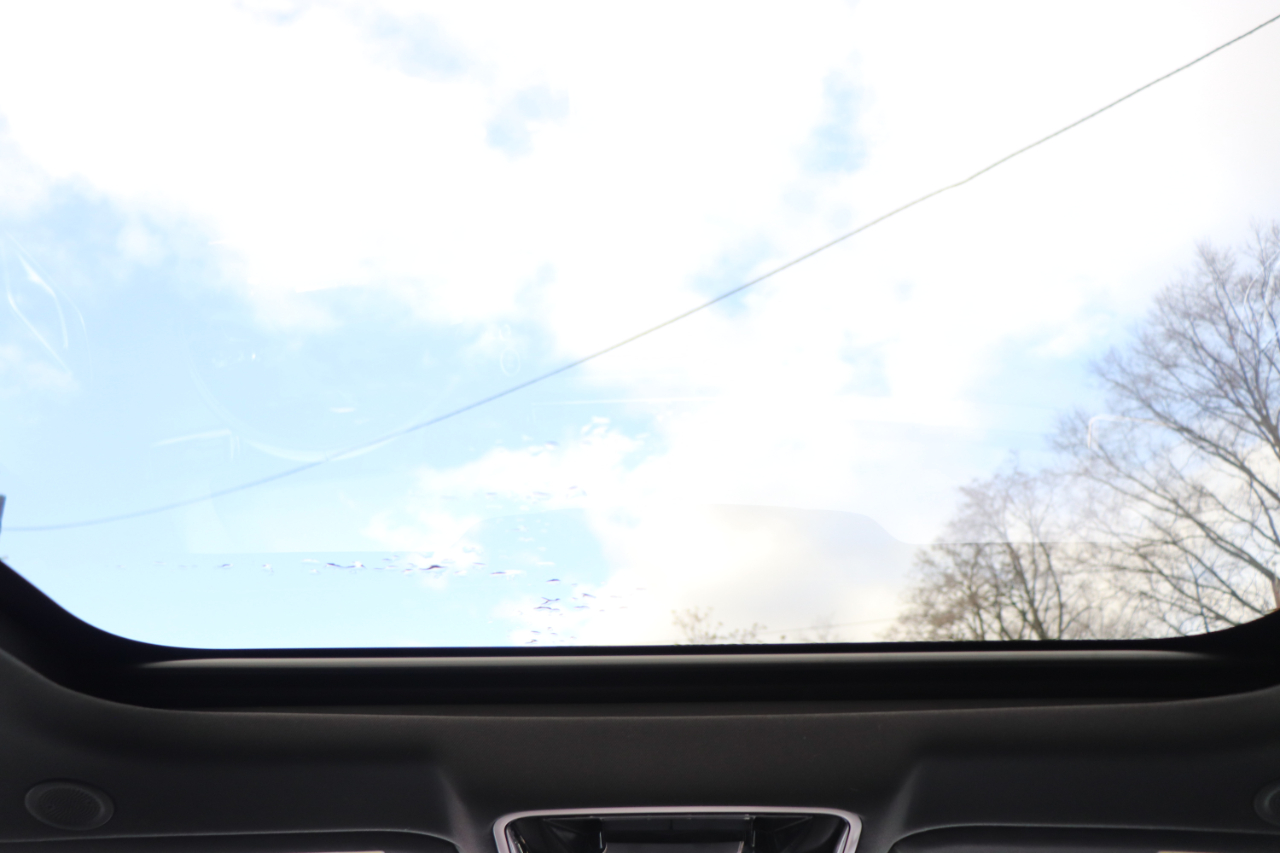 Land Rover Range Rover Velar P250 Dynamic SE 2025