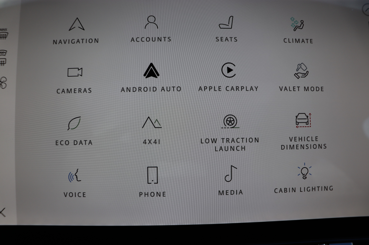 Land Rover Range Rover Velar P250 Dynamic SE 2025