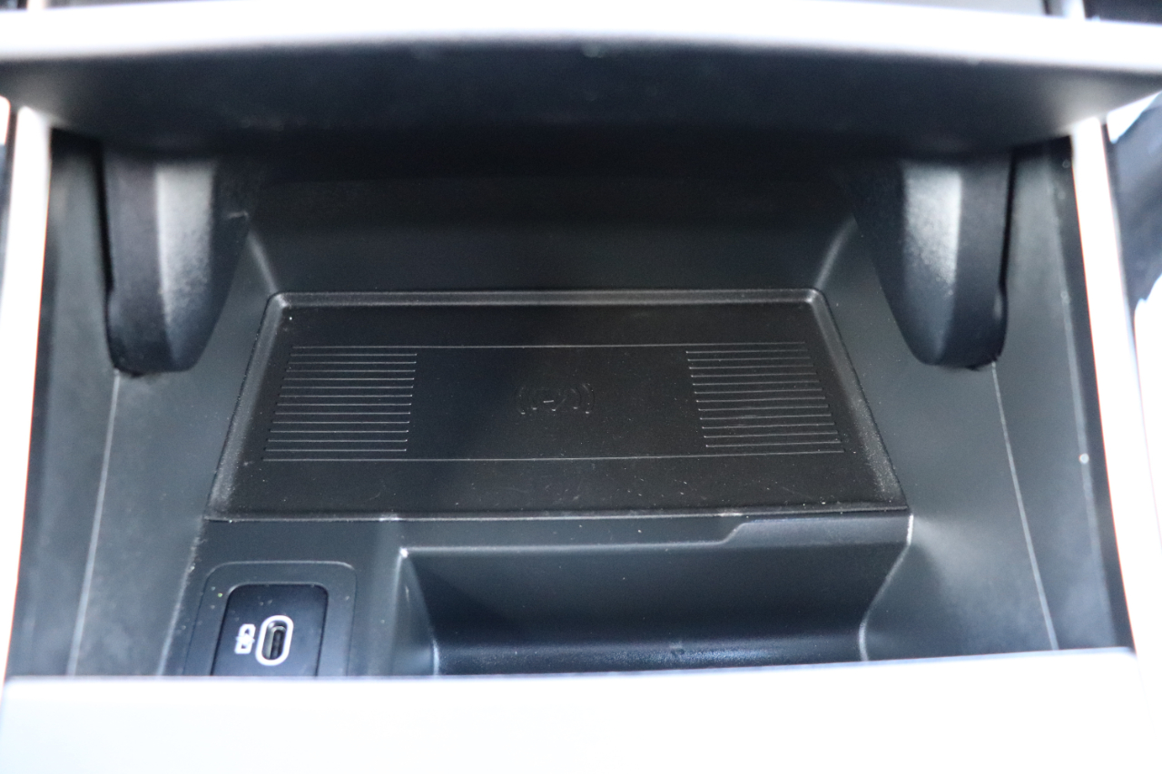 Land Rover Range Rover Velar P250 Dynamic SE 2025