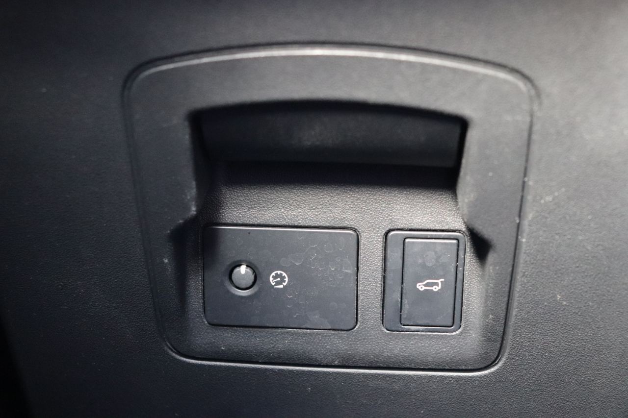 Land Rover Range Rover Velar P250 Dynamic SE 2025