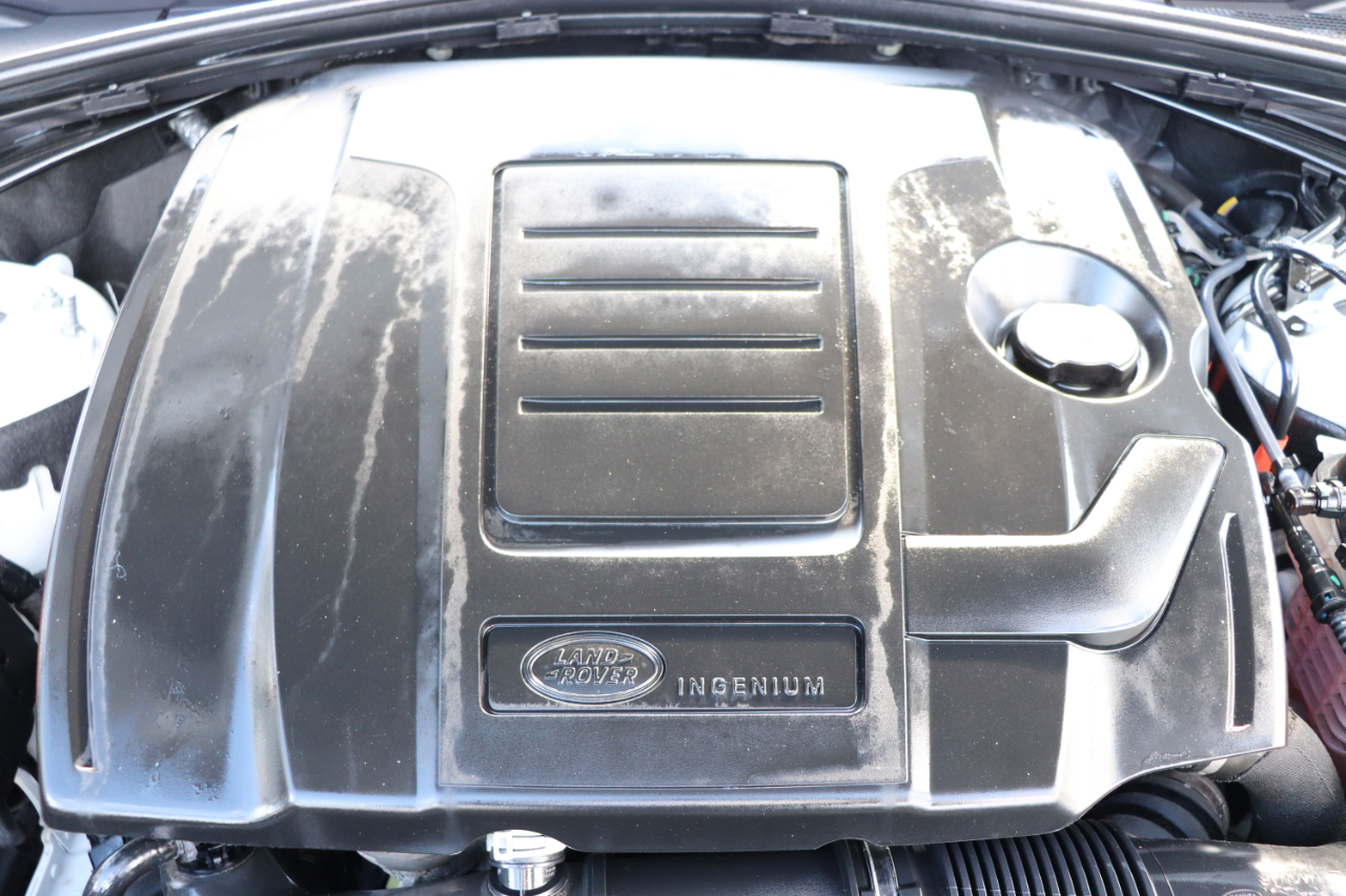 Land Rover Range Rover Velar P250 Dynamic SE 2025