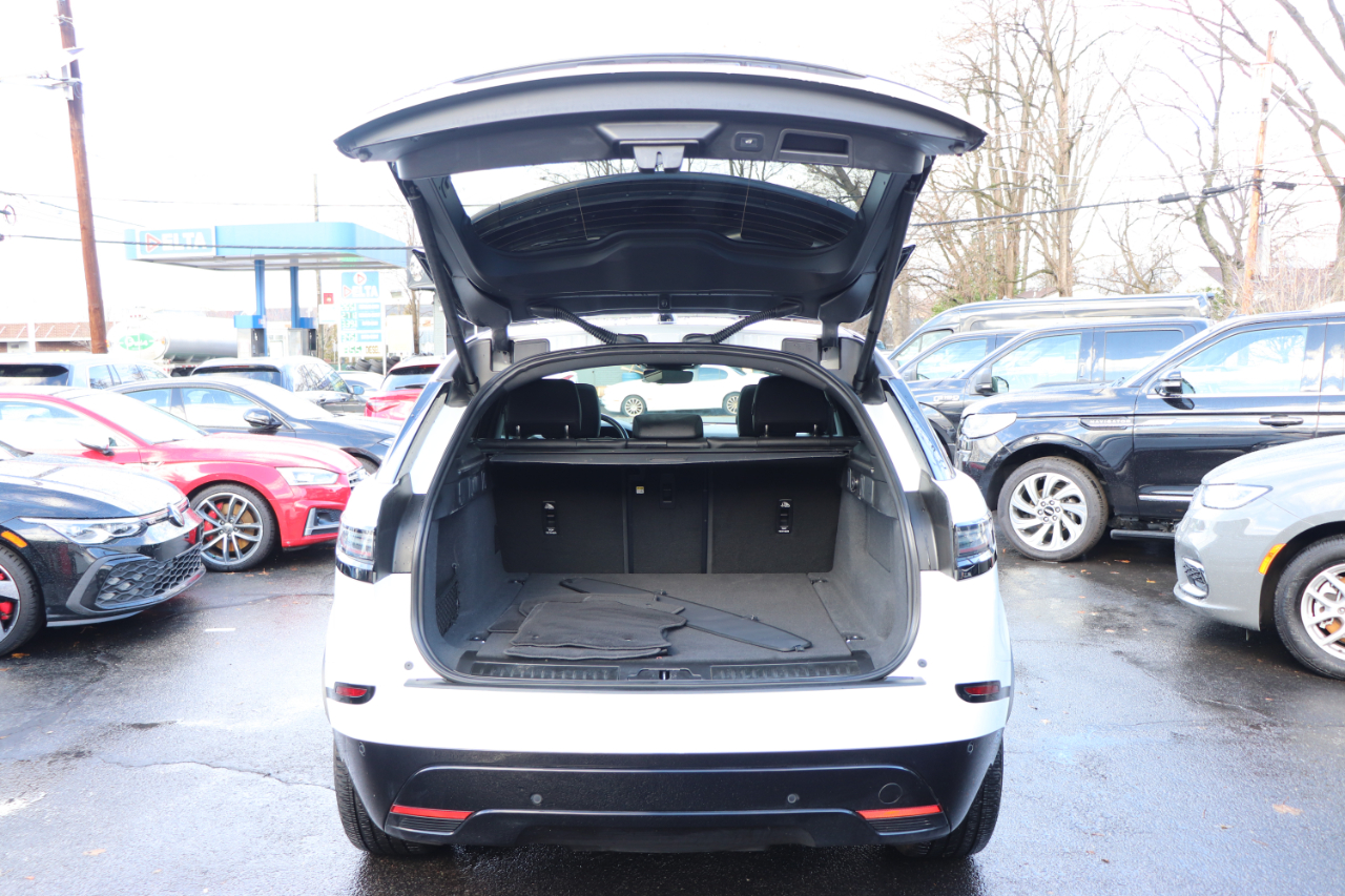 Land Rover Range Rover Velar P250 Dynamic SE 2025