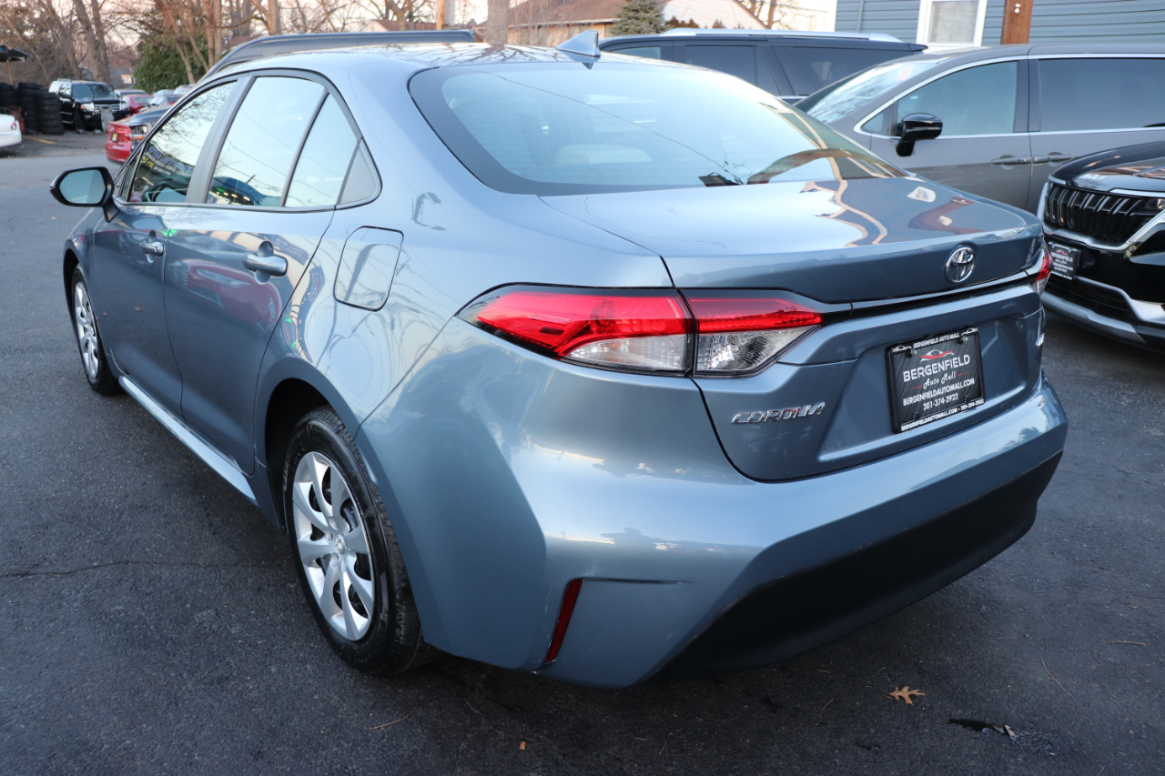 Toyota Corolla LE CVT (Natl) 2025