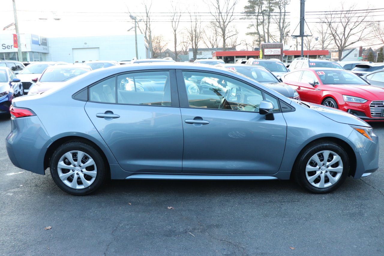 Toyota Corolla LE CVT (Natl) 2025