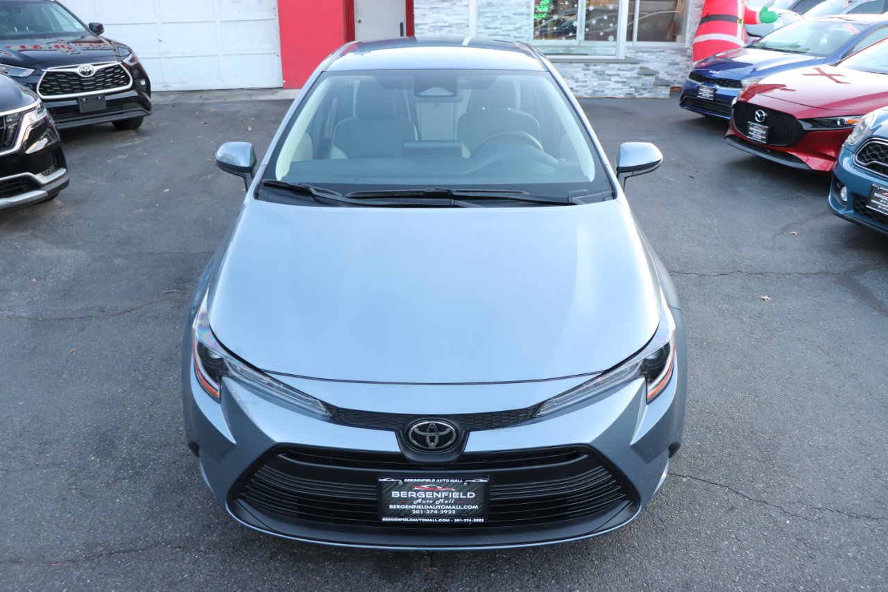 Toyota Corolla LE CVT (Natl) 2025