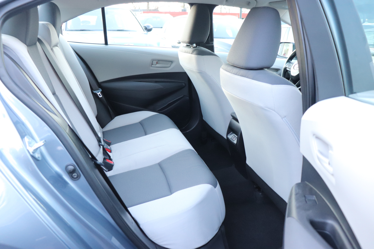 Toyota Corolla LE CVT (Natl) 2025