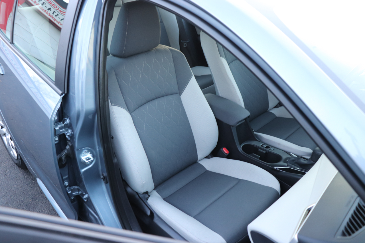 Toyota Corolla LE CVT (Natl) 2025