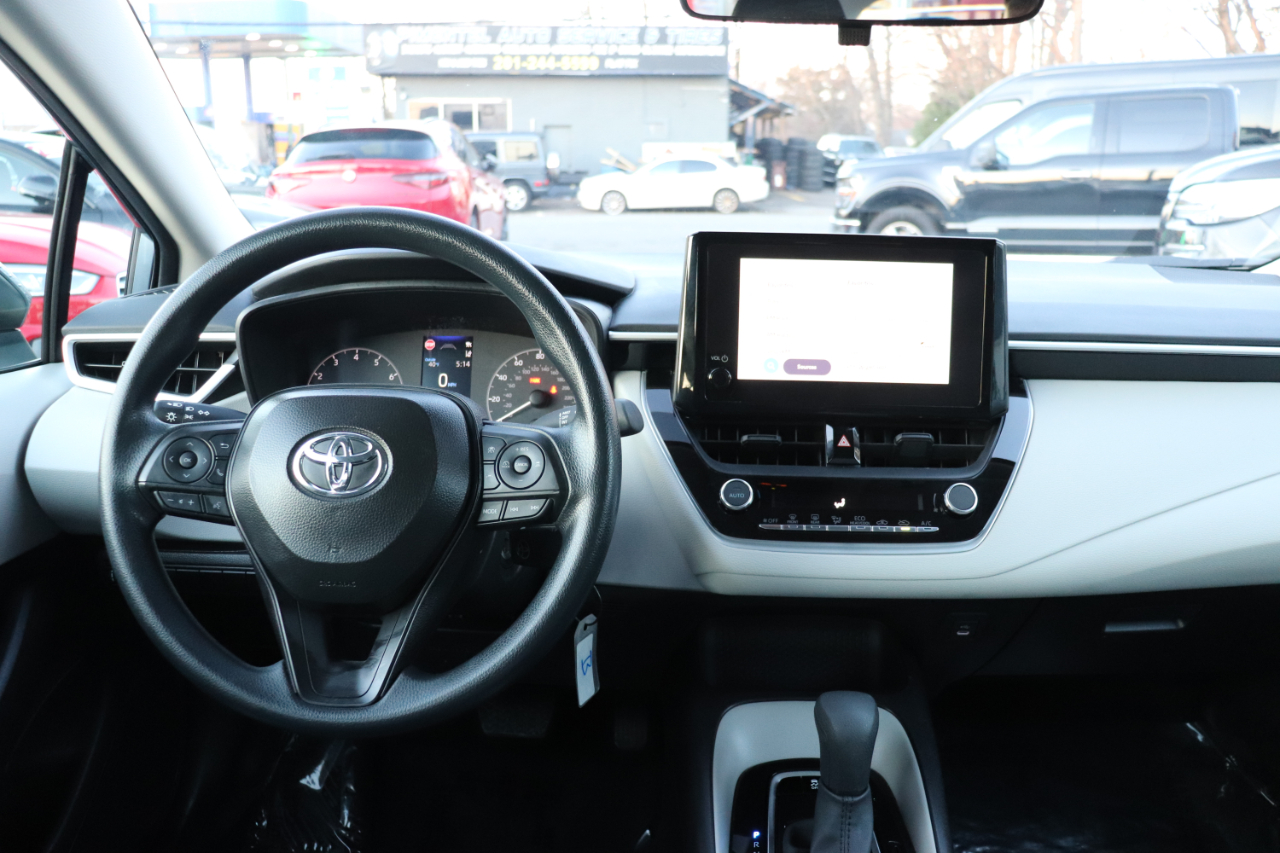 Toyota Corolla LE CVT (Natl) 2025