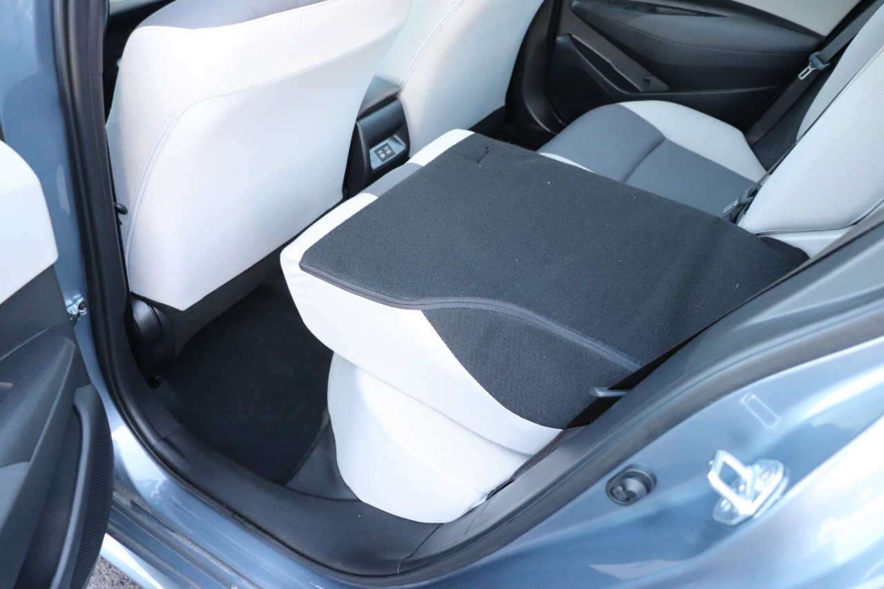 Toyota Corolla LE CVT (Natl) 2025