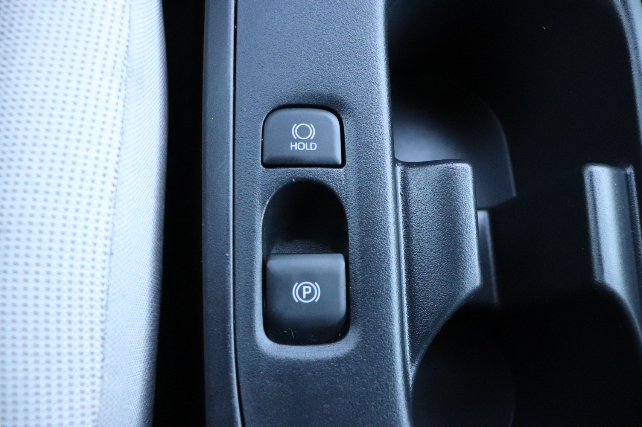 Toyota Corolla LE CVT (Natl) 2025