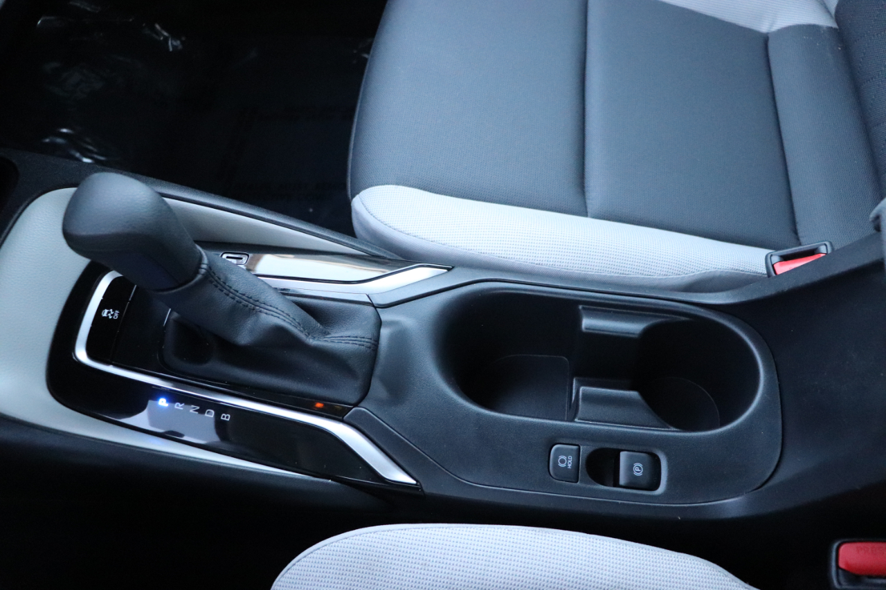 Toyota Corolla LE CVT (Natl) 2025