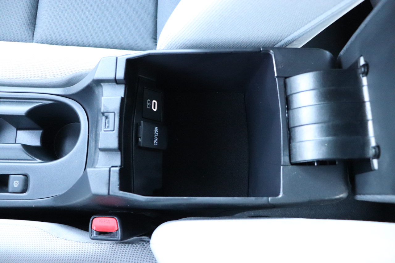 Toyota Corolla LE CVT (Natl) 2025