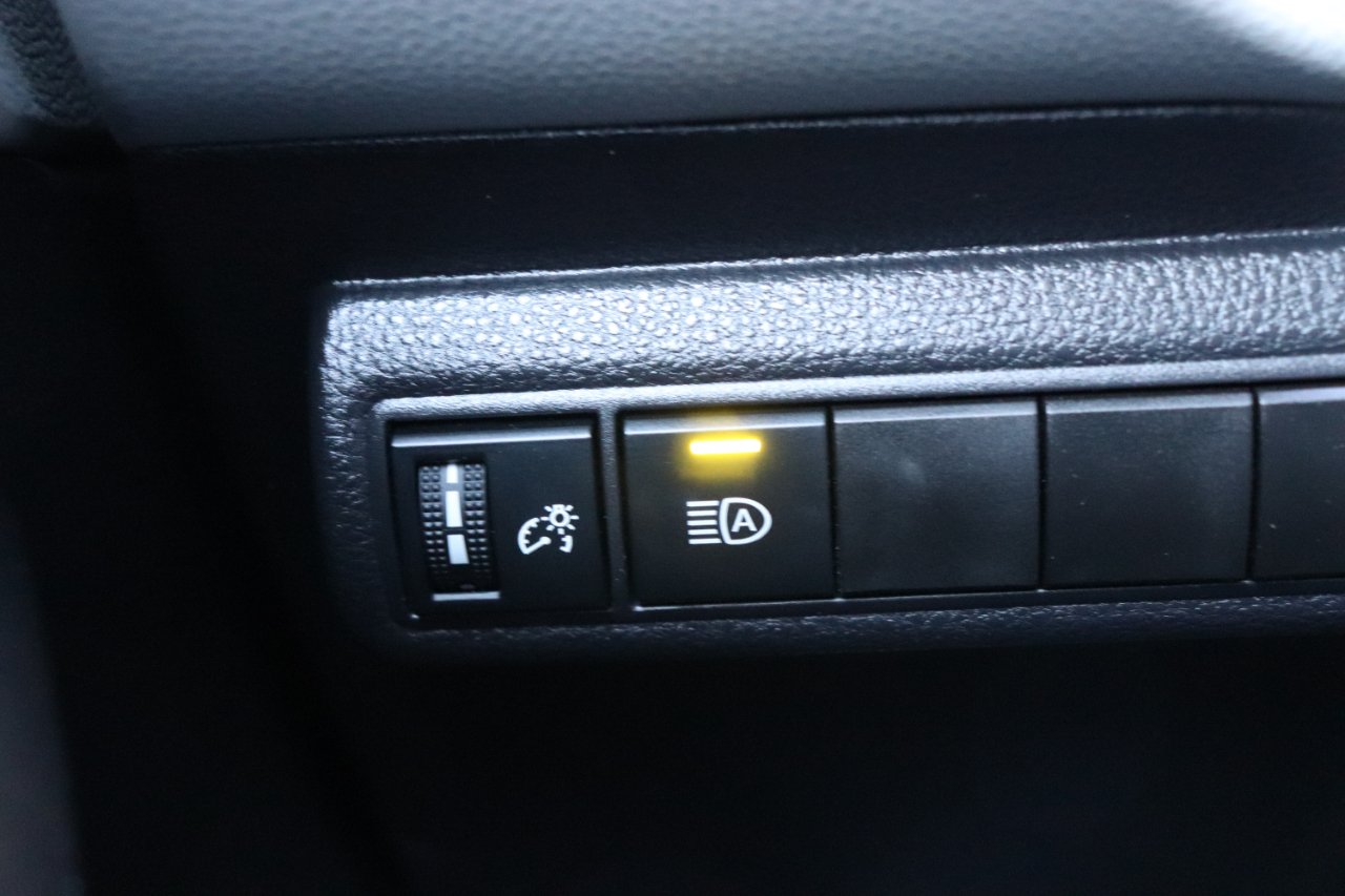 Toyota Corolla LE CVT (Natl) 2025