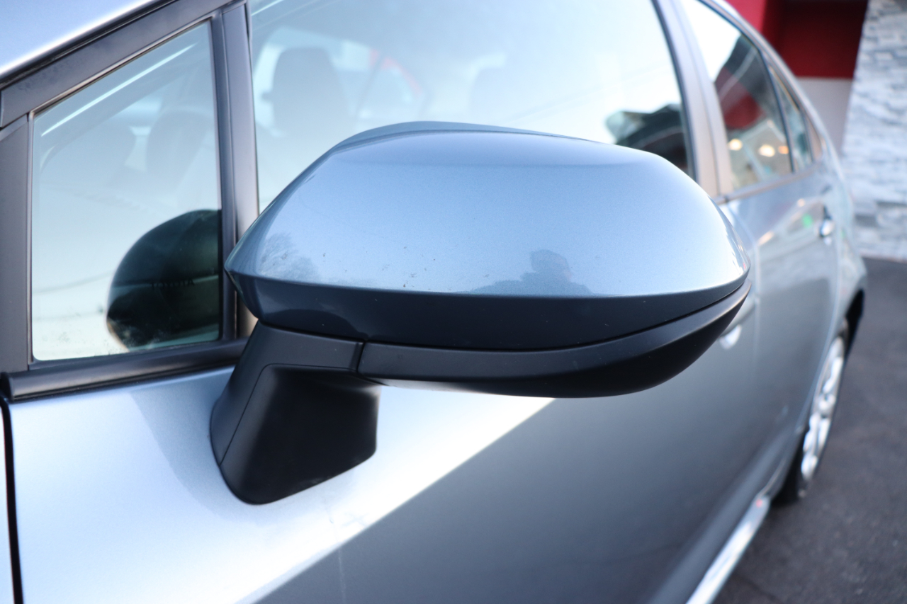 Toyota Corolla LE CVT (Natl) 2025