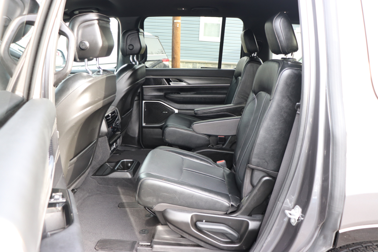 Jeep Wagoneer Series III 4x4 2024