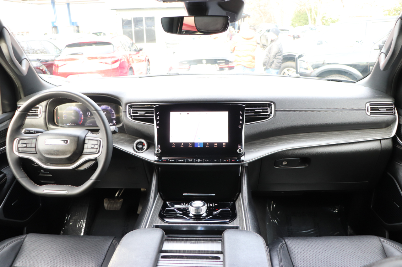 Jeep Wagoneer Series III 4x4 2024