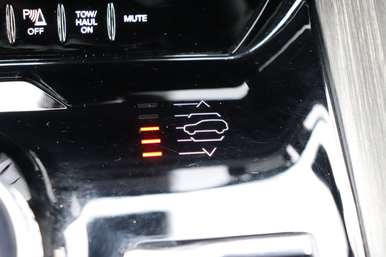 Jeep Wagoneer Series III 4x4 2024