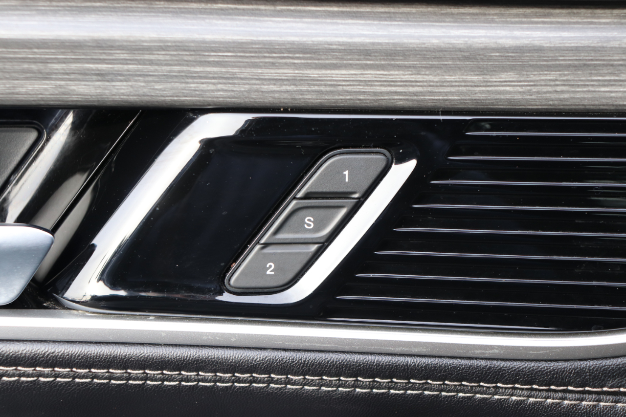 Jeep Wagoneer Series III 4x4 2024