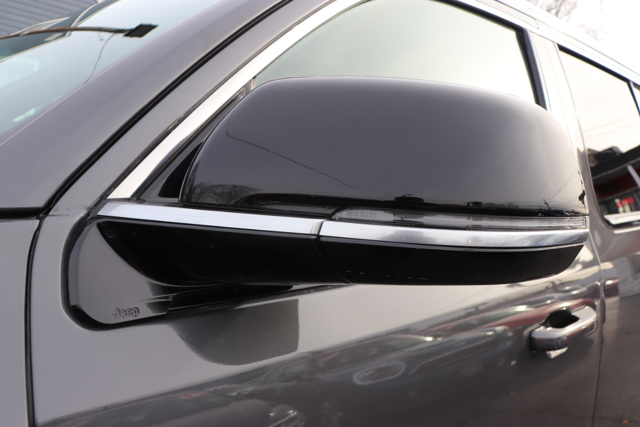 Jeep Wagoneer Series III 4x4 2024