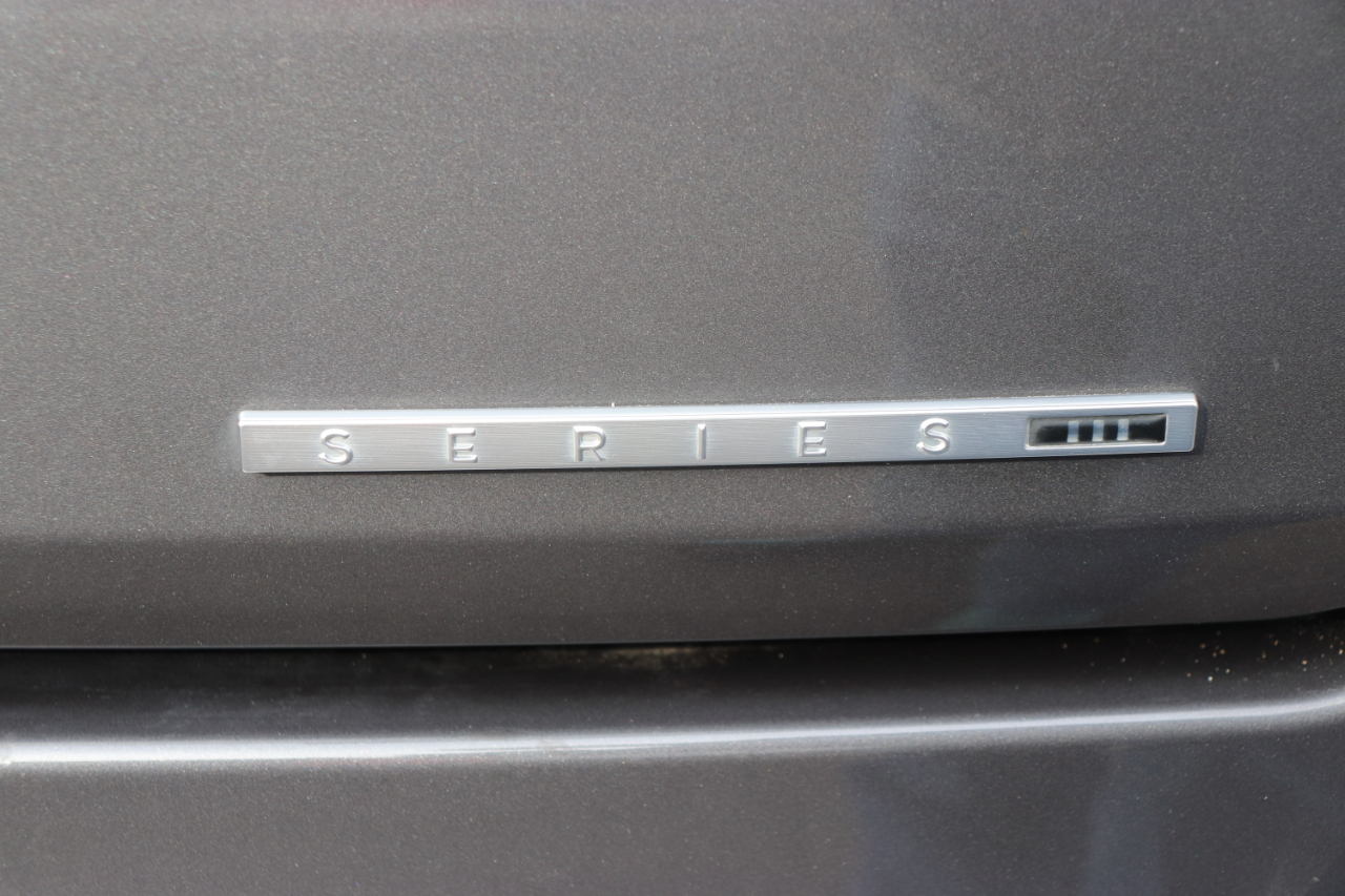 Jeep Wagoneer Series III 4x4 2024