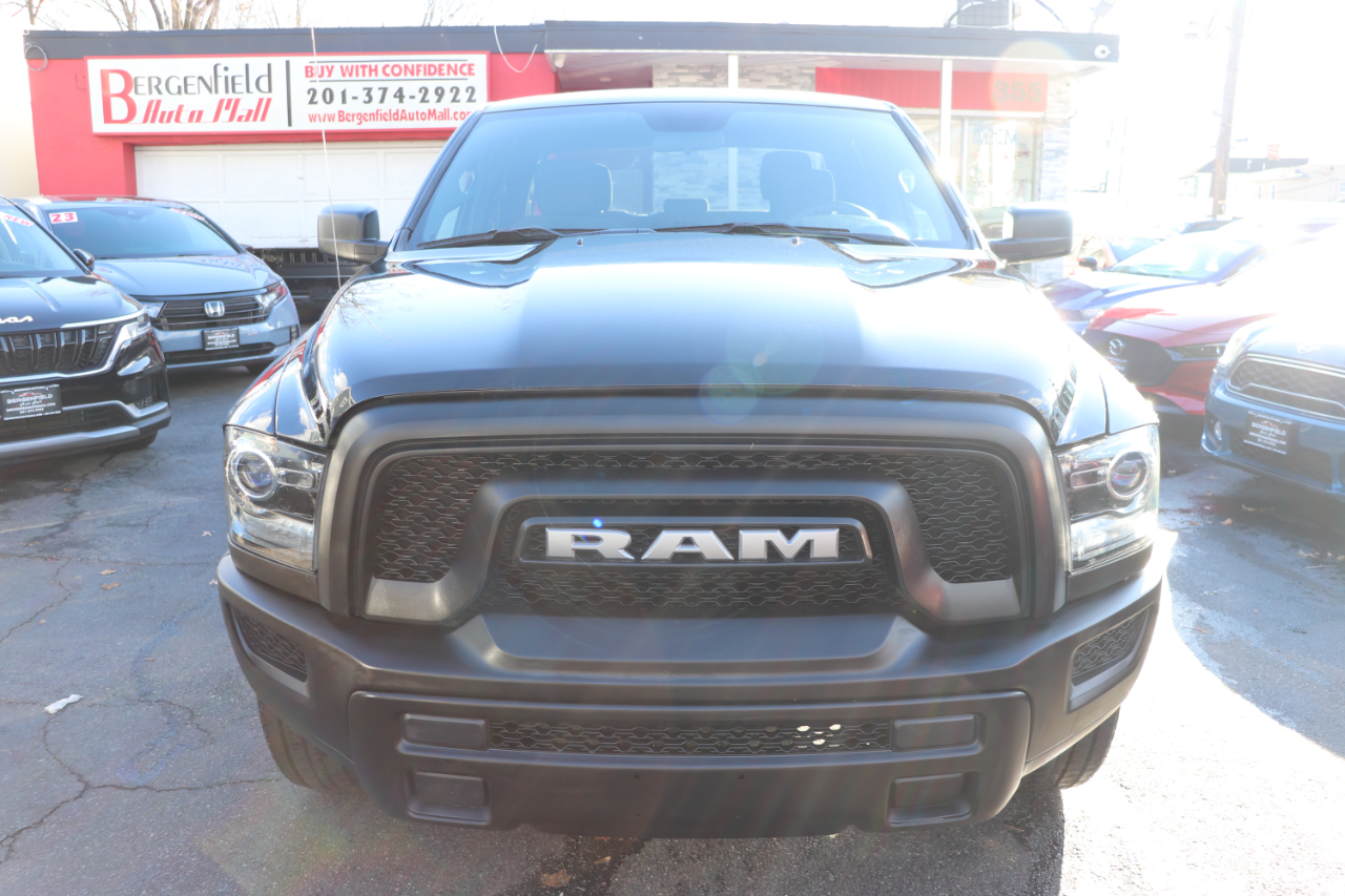 RAM 1500 Classic Warlock 4x2 Crew Cab 5'7" Box 2024