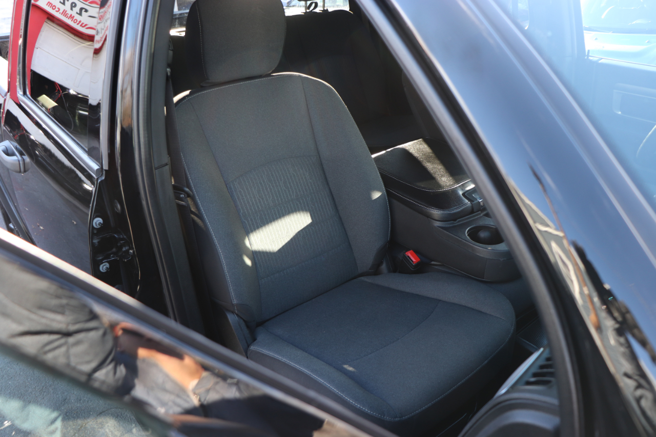 RAM 1500 Classic Warlock 4x2 Crew Cab 5'7" Box 2024