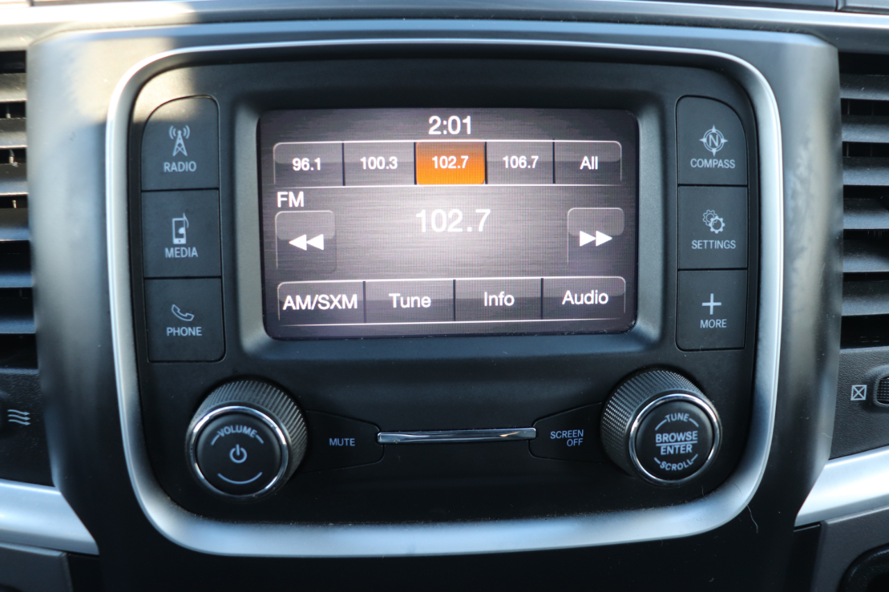 RAM 1500 Classic Warlock 4x2 Crew Cab 5'7" Box 2024