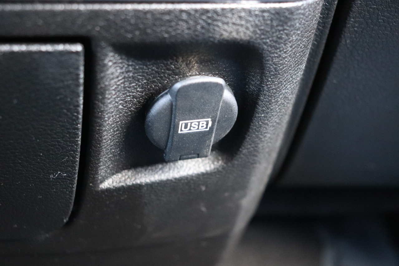 RAM 1500 Classic Warlock 4x2 Crew Cab 5'7" Box 2024