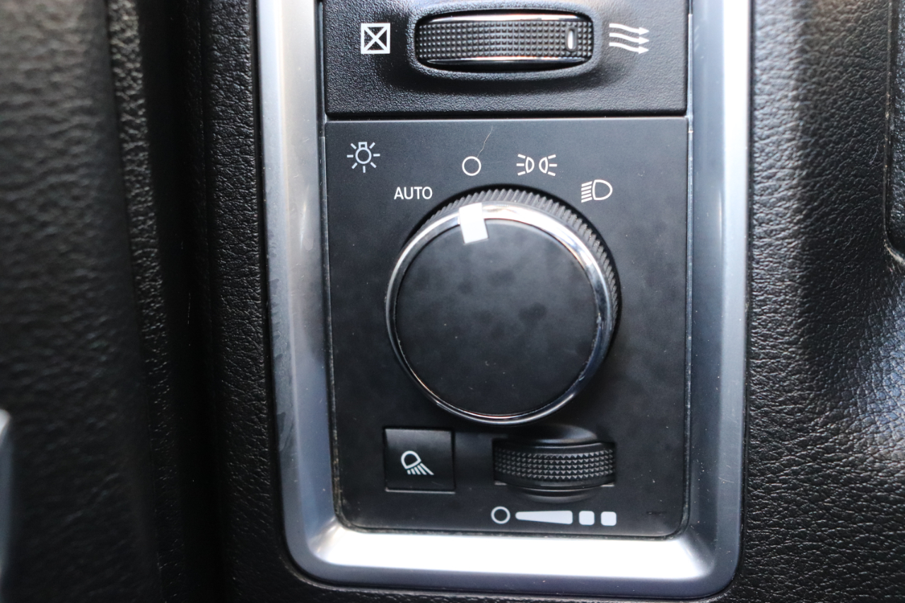 RAM 1500 Classic Warlock 4x2 Crew Cab 5'7" Box 2024