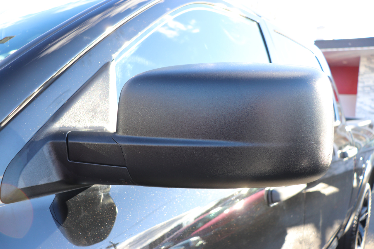 RAM 1500 Classic Warlock 4x2 Crew Cab 5'7" Box 2024