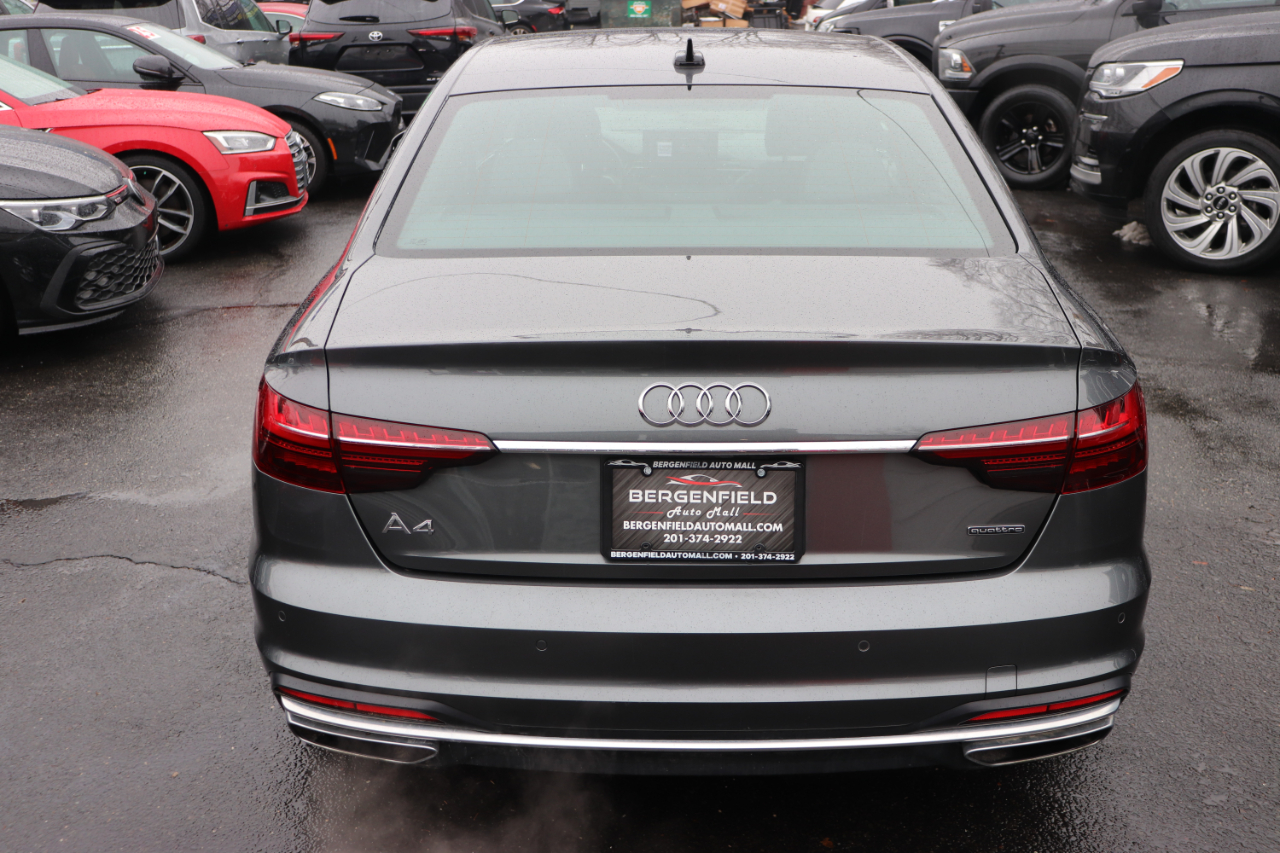 Audi A4 Sedan S line Premium Plus 45 TFSI quattro 2024