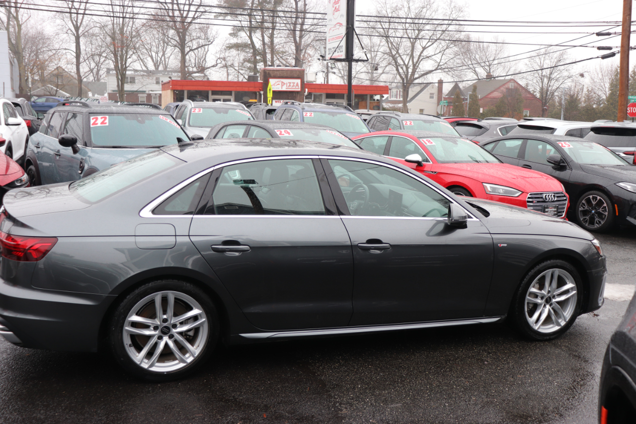 Audi A4 Sedan S line Premium Plus 45 TFSI quattro 2024