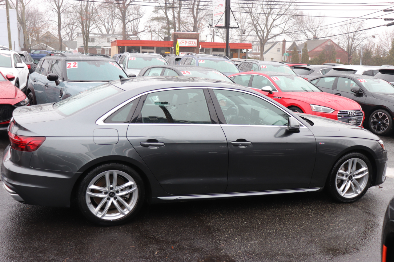 Audi A4 Sedan S line Premium Plus 45 TFSI quattro 2024