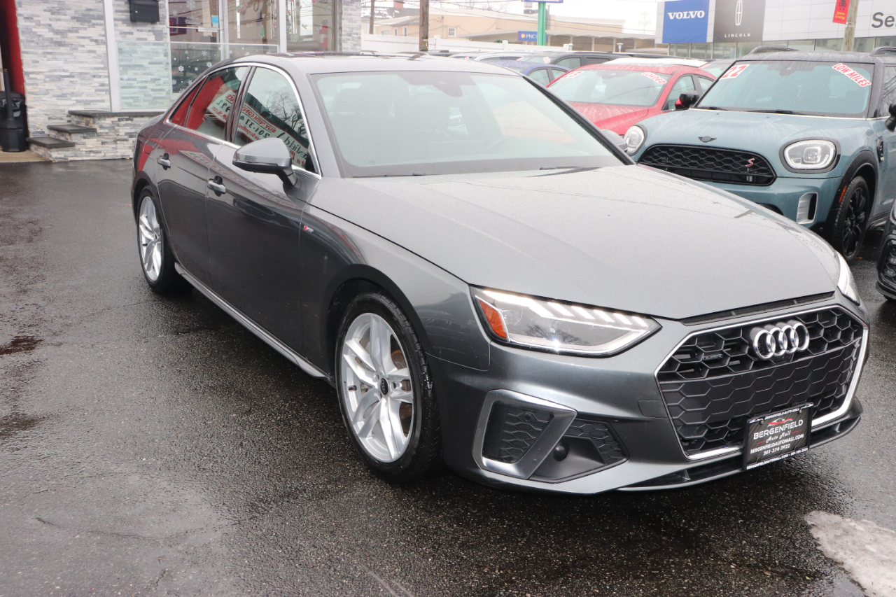 Audi A4 Sedan S line Premium Plus 45 TFSI quattro 2024