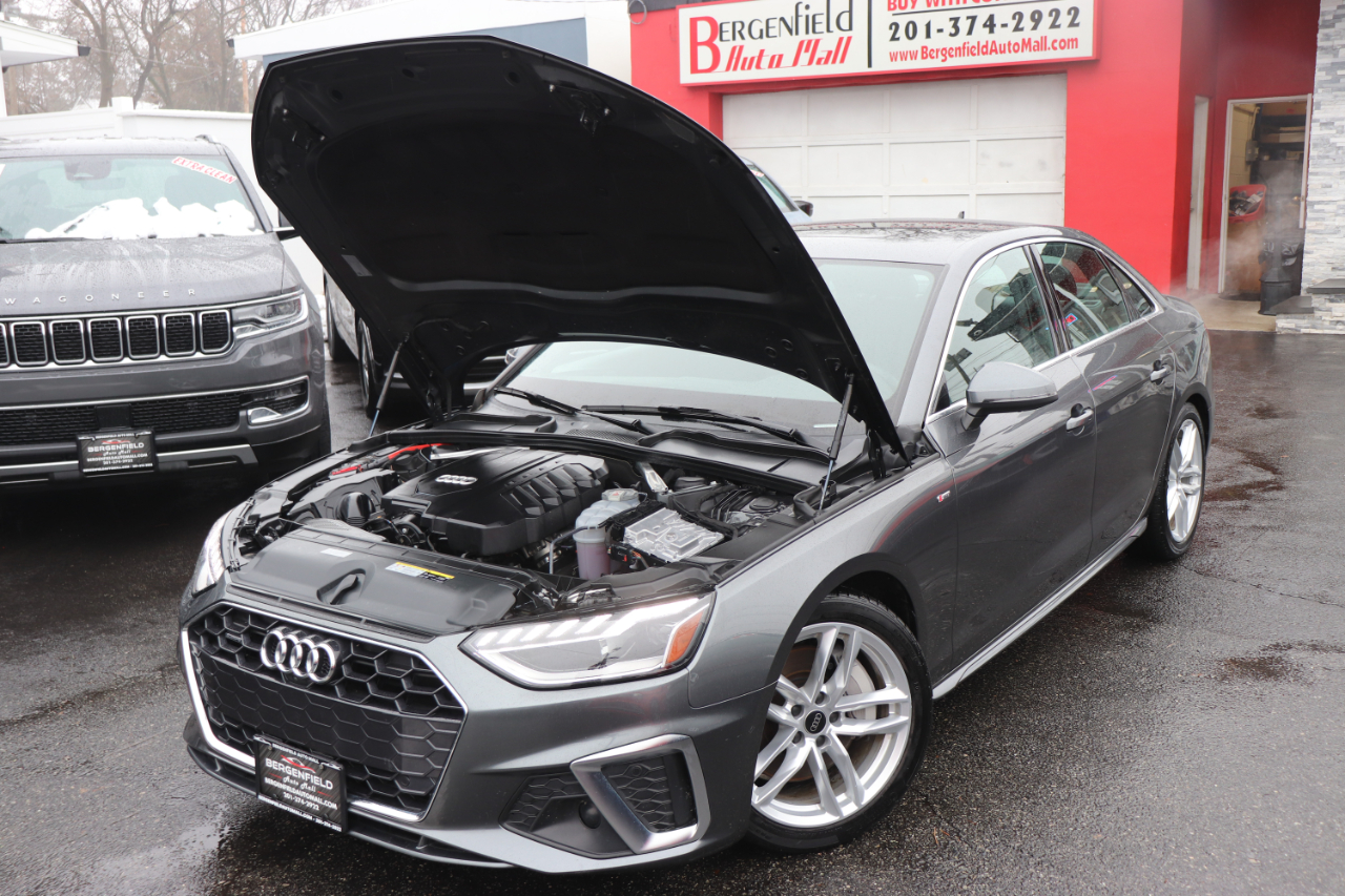 Audi A4 Sedan S line Premium Plus 45 TFSI quattro 2024