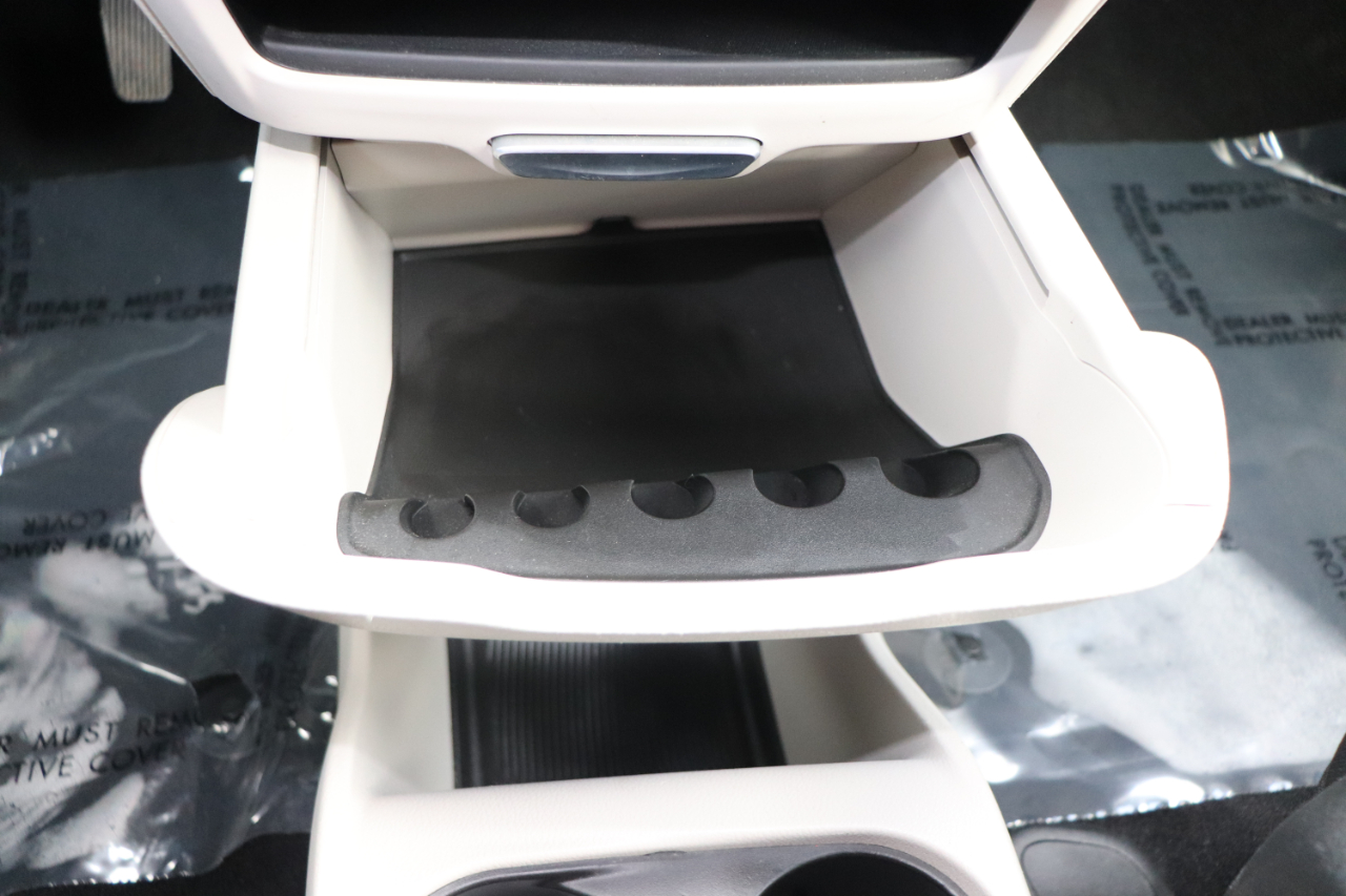 Chrysler Voyager LX FWD 2023