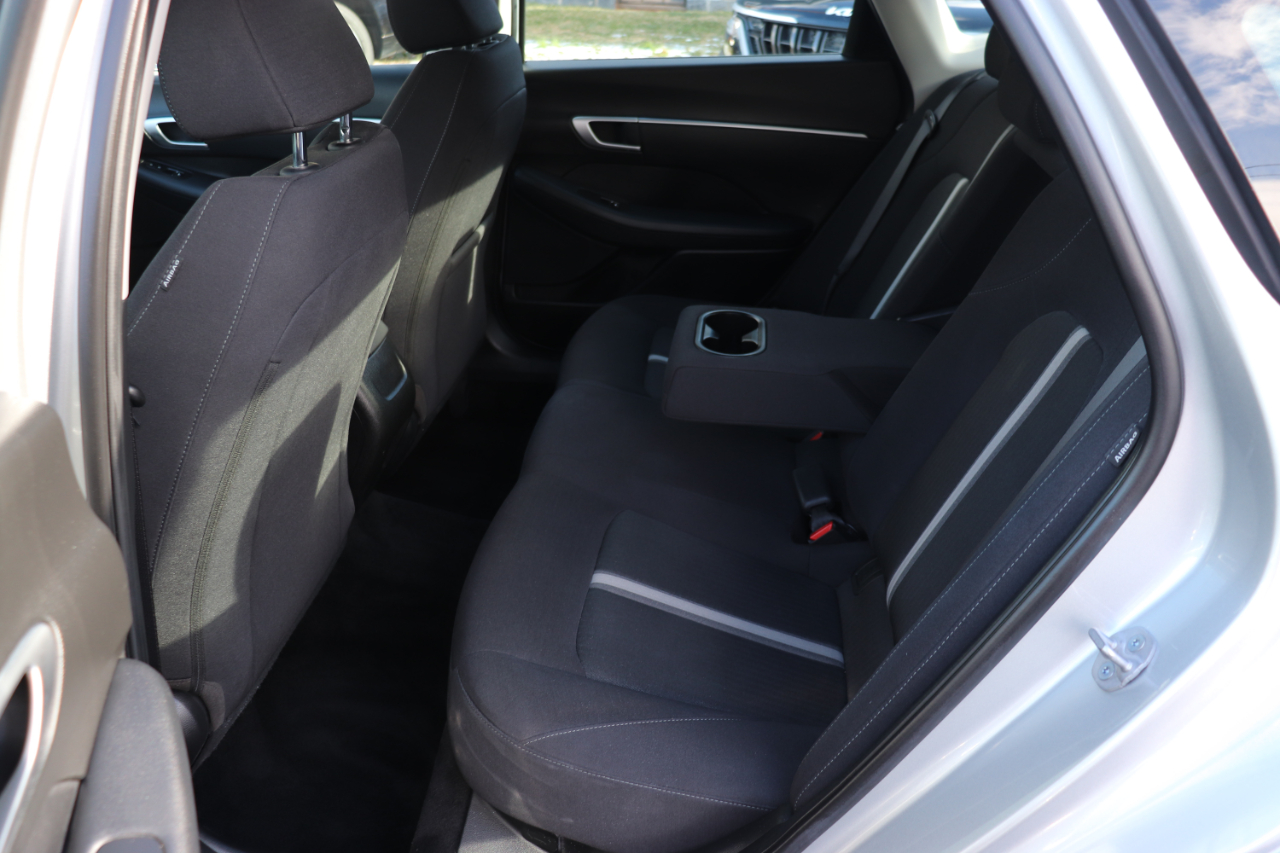 Hyundai Sonata SEL FWD 2025