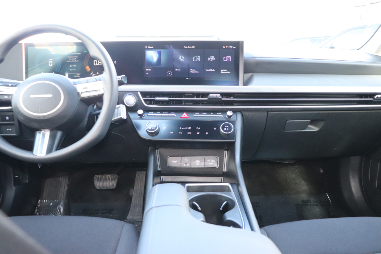 Hyundai Sonata SEL FWD 2025