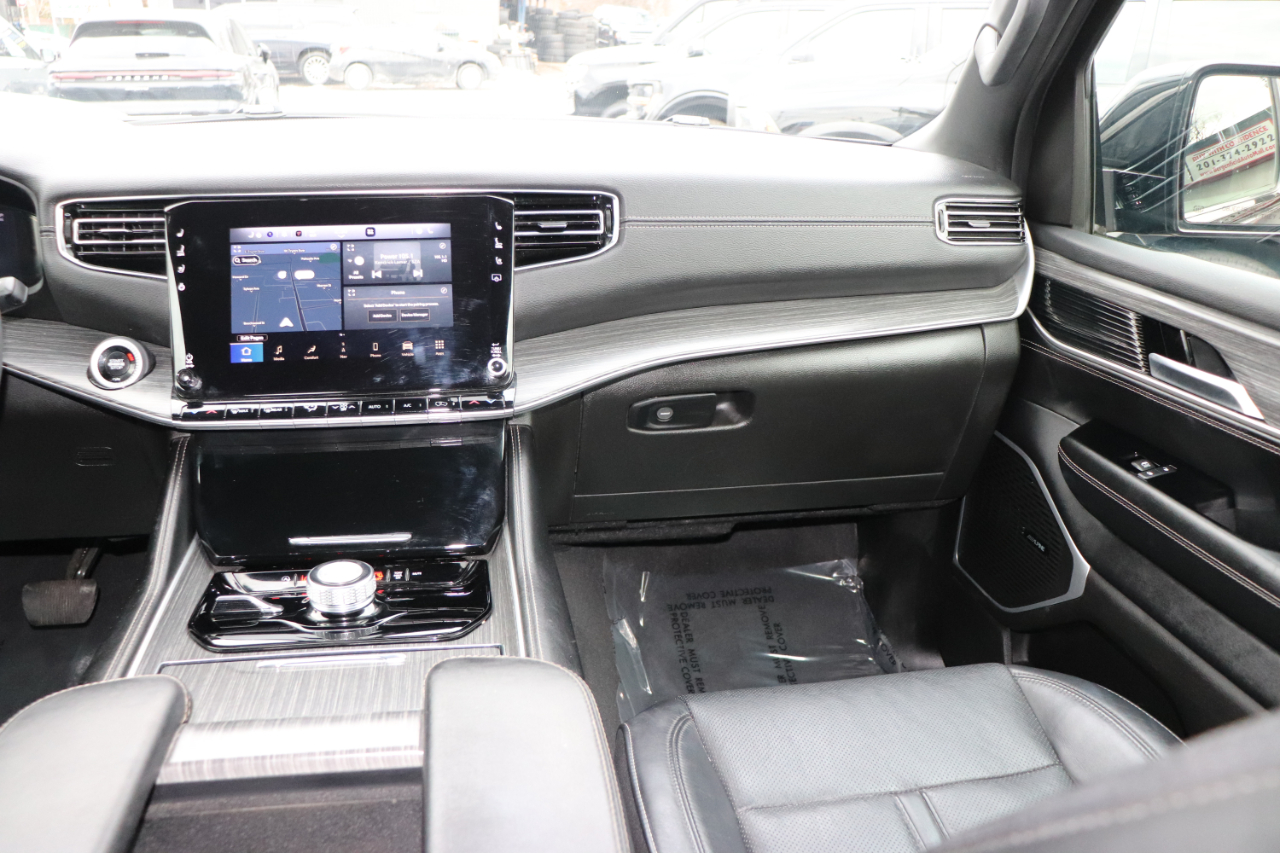 Jeep Wagoneer L Series II 4x4 2024