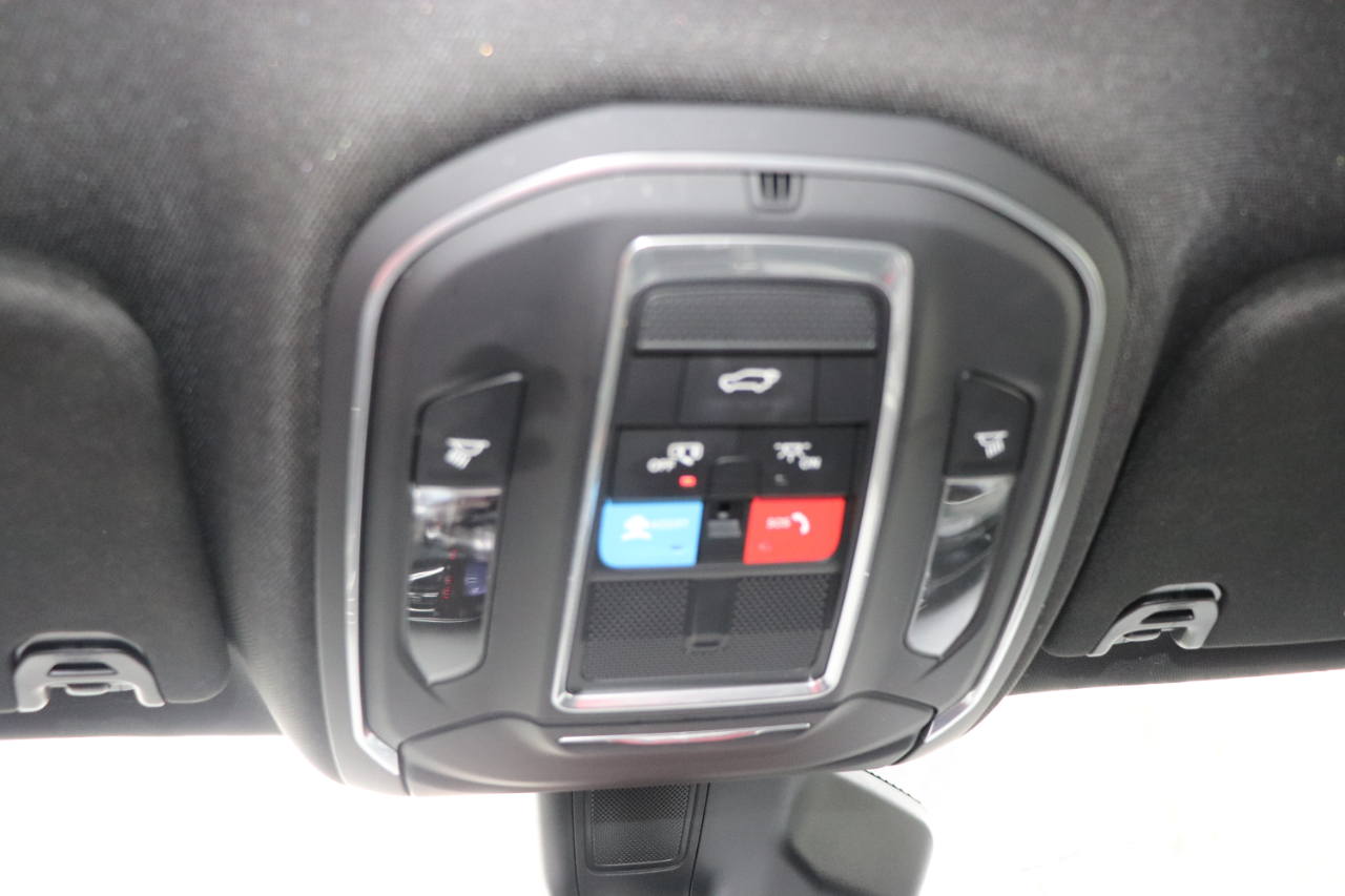 Jeep Wagoneer L Series II 4x4 2024