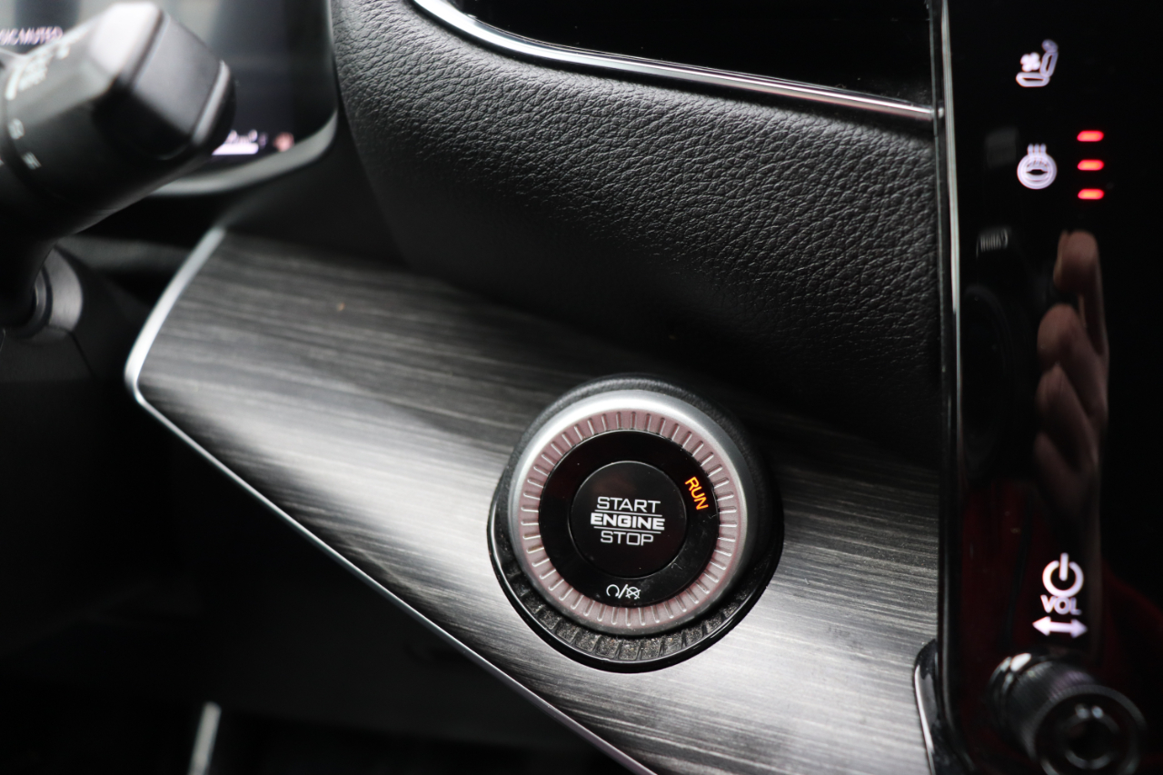 Jeep Wagoneer L Series II 4x4 2024