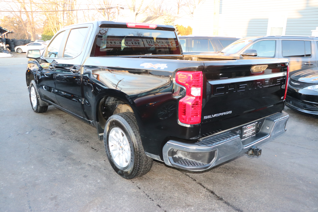 Chevrolet Silverado 1500 4WD Crew Cab 147" LT w/1LT 2025