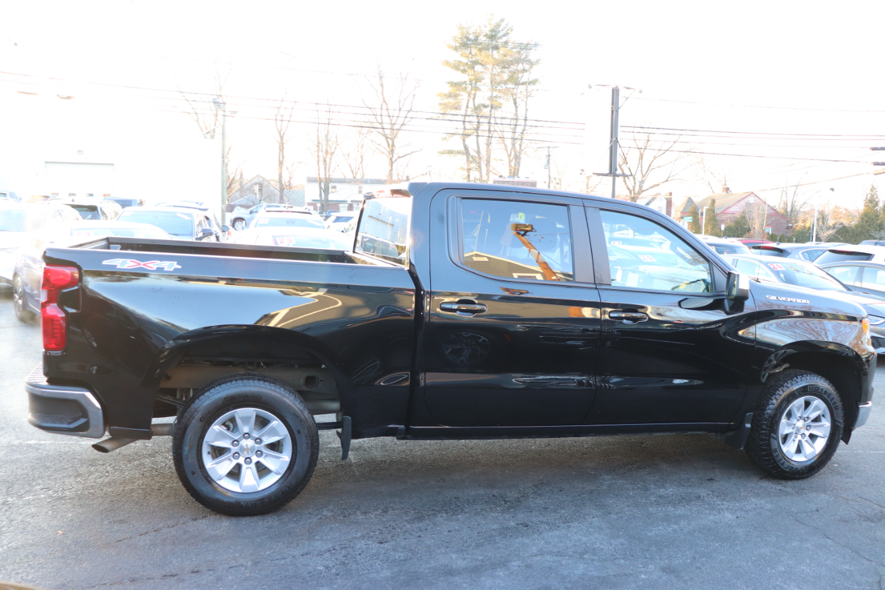 Chevrolet Silverado 1500 4WD Crew Cab 147" LT w/1LT 2025