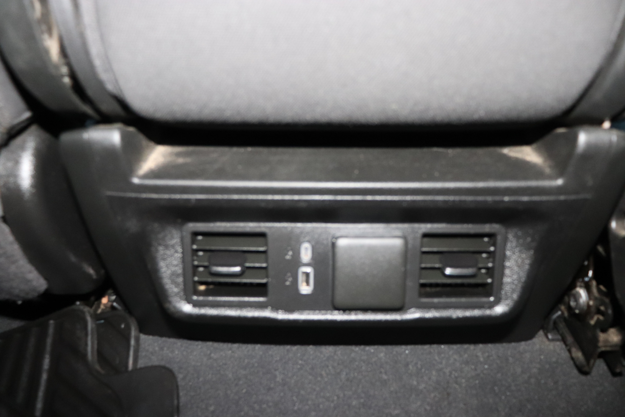 Chevrolet Silverado 1500 4WD Crew Cab 147" LT w/1LT 2025