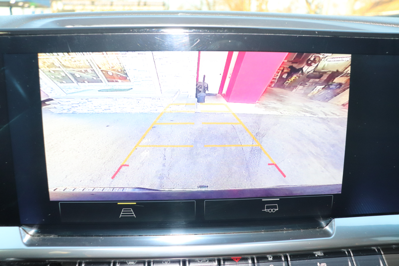 Chevrolet Silverado 1500 4WD Crew Cab 147" LT w/1LT 2025