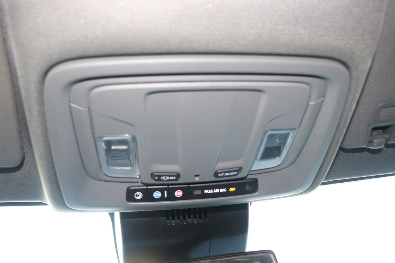 Chevrolet Silverado 1500 4WD Crew Cab 147" LT w/1LT 2025