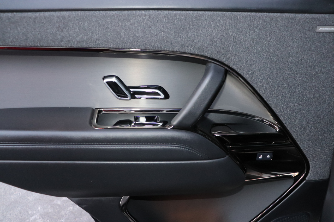 Land Rover Range Rover Sport P360 SE 2025