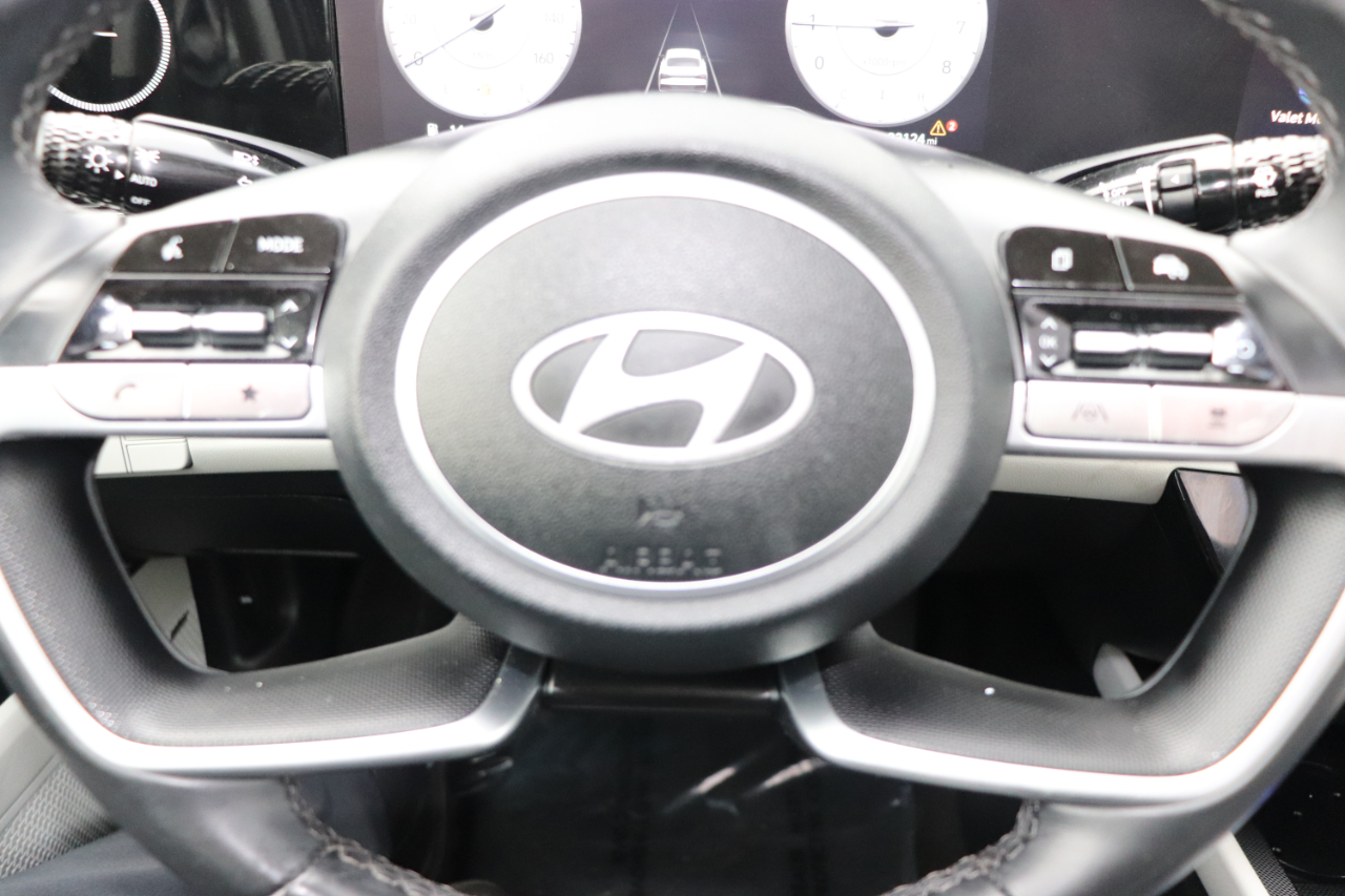 Hyundai Elantra Limited IVT 2024