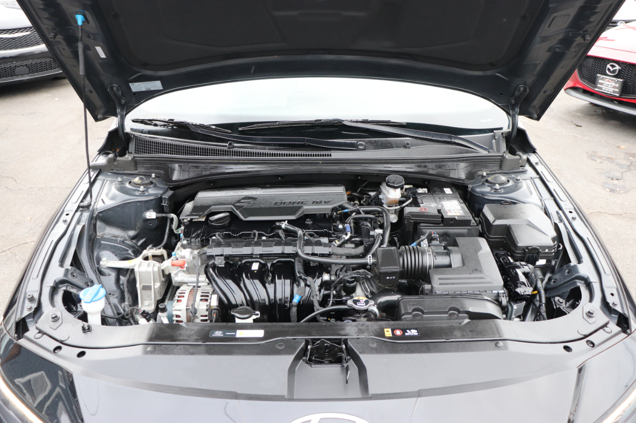 Hyundai Elantra Limited IVT 2024